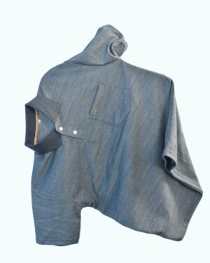 Collar T shirt with pocket