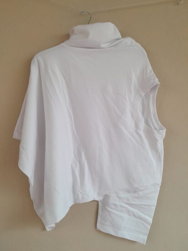 2025/12/1000193457-2.jpg Oversized T-shirt
