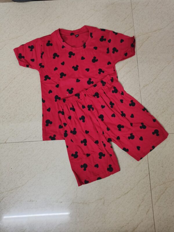 2025/12/1000193886-1.jpg Printed top with shorts🩳