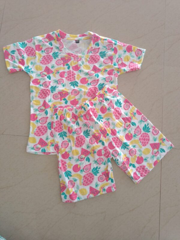 2025/12/1000193899-1.jpg Printed top with shorts🩳